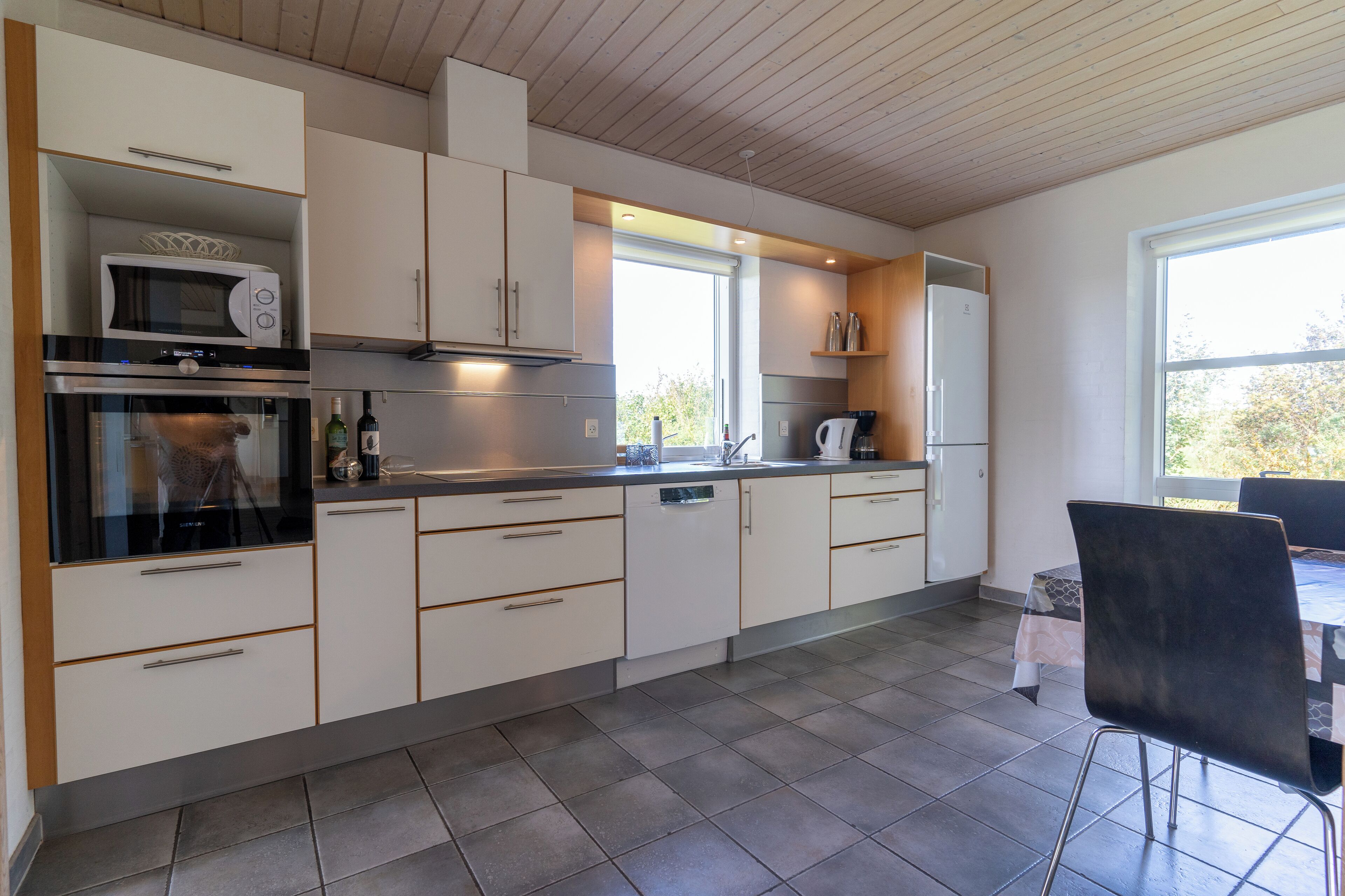 Cottage, 6 kamar tidur, difabel mobilitas, Hewan Peliharaan Diizinkan | Dapur pribadi | Kursi makan untuk bayi