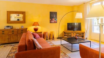 Televisio, pöytätennispöytä