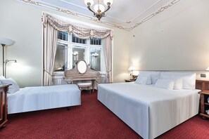Executive Suite - Hotel General (Prague)