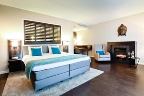 Zimmersafe, Verdunkelungsvorhänge, schallisolierte Zimmer