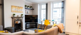 Central Cardiff 2-Bed Flat Near Stadium