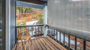 House, Berbilang Katil, Patio, Garden View (Donner Lake Delight) | Balkoni
