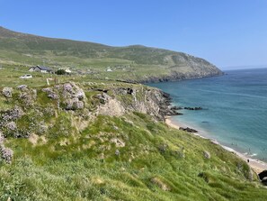 Beach nearby - Bosca Neadu (Dingle)