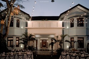 Exterior - The Manor (Colombo)