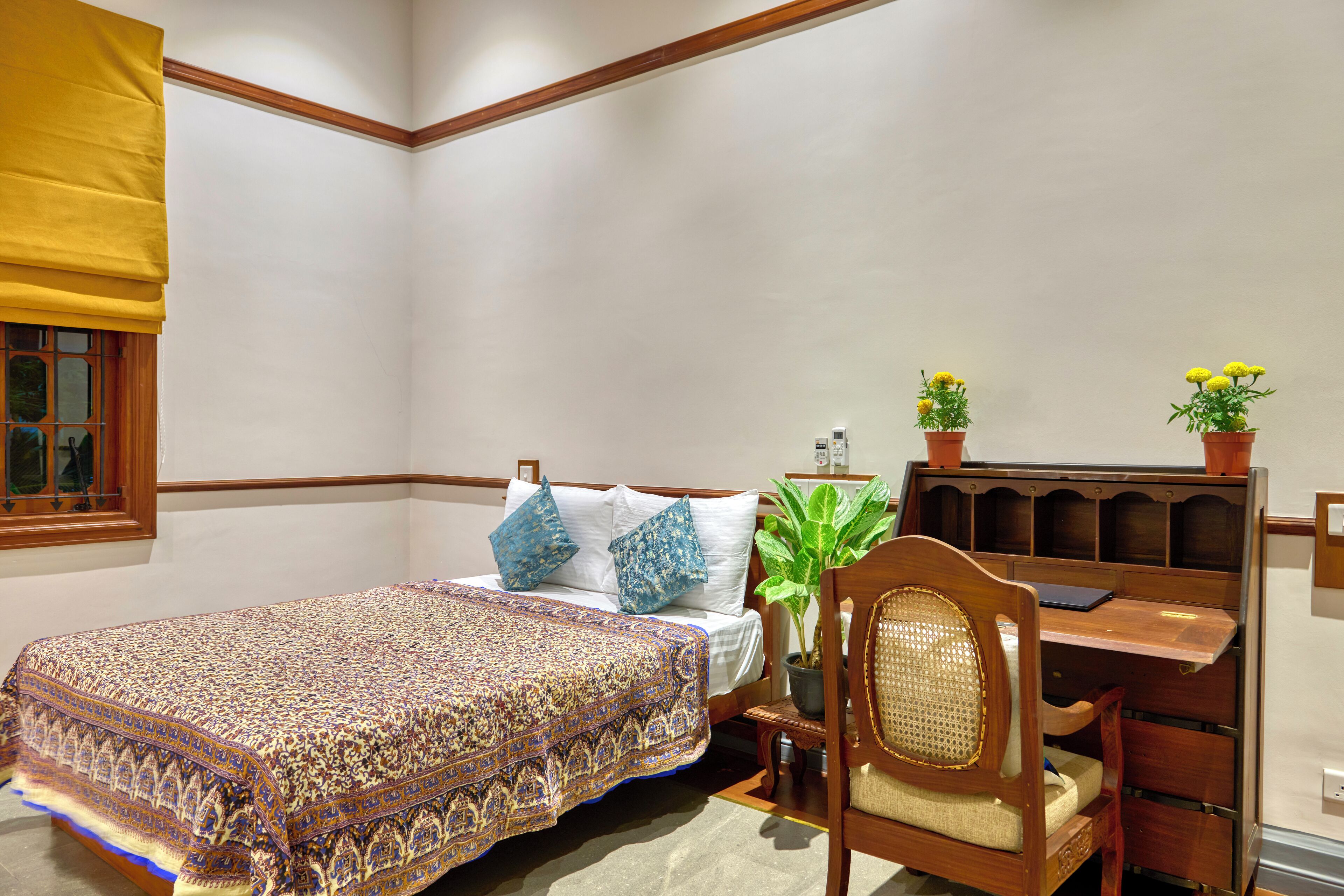 Dobbeltrom – deluxe, hageutsikt | Skrivebord og wi-fi (inkludert)