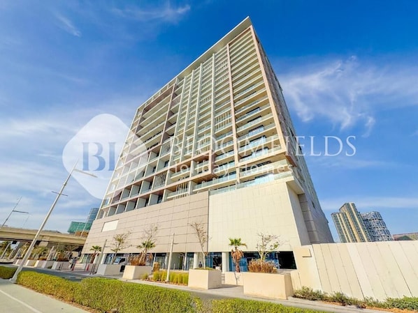 Exterior - Bloomfields Elegant 1Br in Al Maryah  (Abu Dhabi)