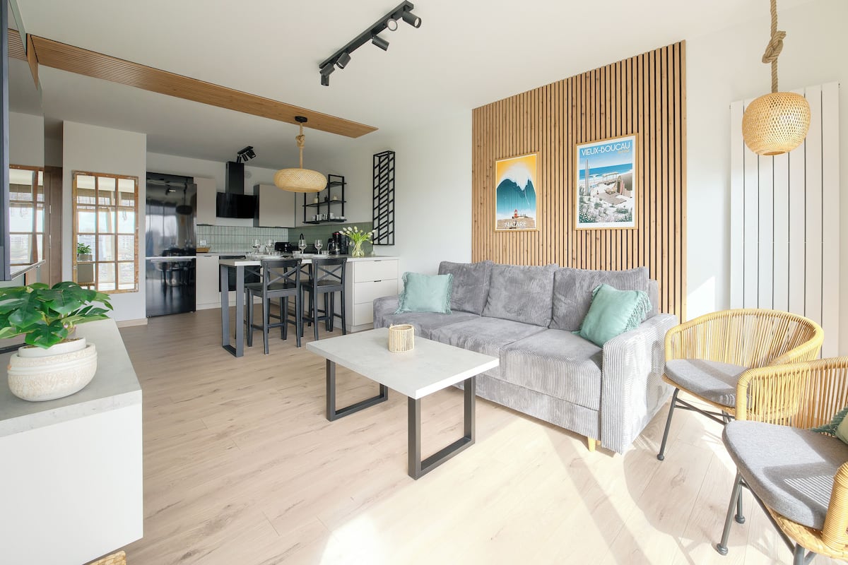 Căn hộ (54) | Khu phòng khách | TV màn hình phẳng