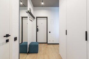 Premium Apartment | Iron/ironing board, free WiFi, bed sheets - 2-Room Apart near the Botanical Garden (Minsk)