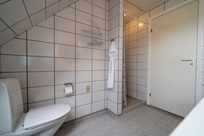 Cottage, 5 Bedrooms, Mobility Accessible, Pets allowed | Bathroom