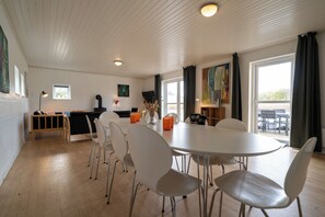 Cottage, 5 Bedrooms, Mobility Accessible, Pets Allowed | Dining - Feriehuset Fiskervej (Fjerritslev)