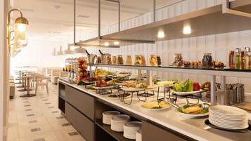 Free daily buffet breakfast