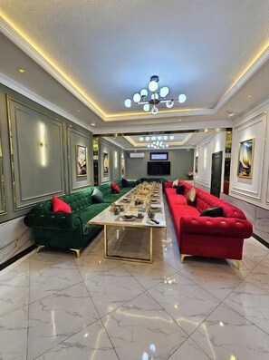 Dining - Hectors Hotel  (Kokand)