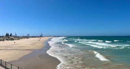 Luxe 1BR Cottage 2 minutes away from the beach | Pool | Wi-Fi & Secure Parking.