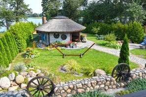 Property grounds - Comfortable house with a view of the lake (Lubrza)