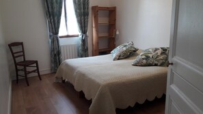 3 bedrooms, iron/ironing board, Internet, bed sheets - La Petite Vallée (Fontenay-Saint-Père)