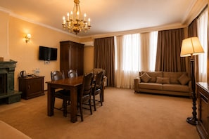Living room - Hotel Imperial (Tbilisi)