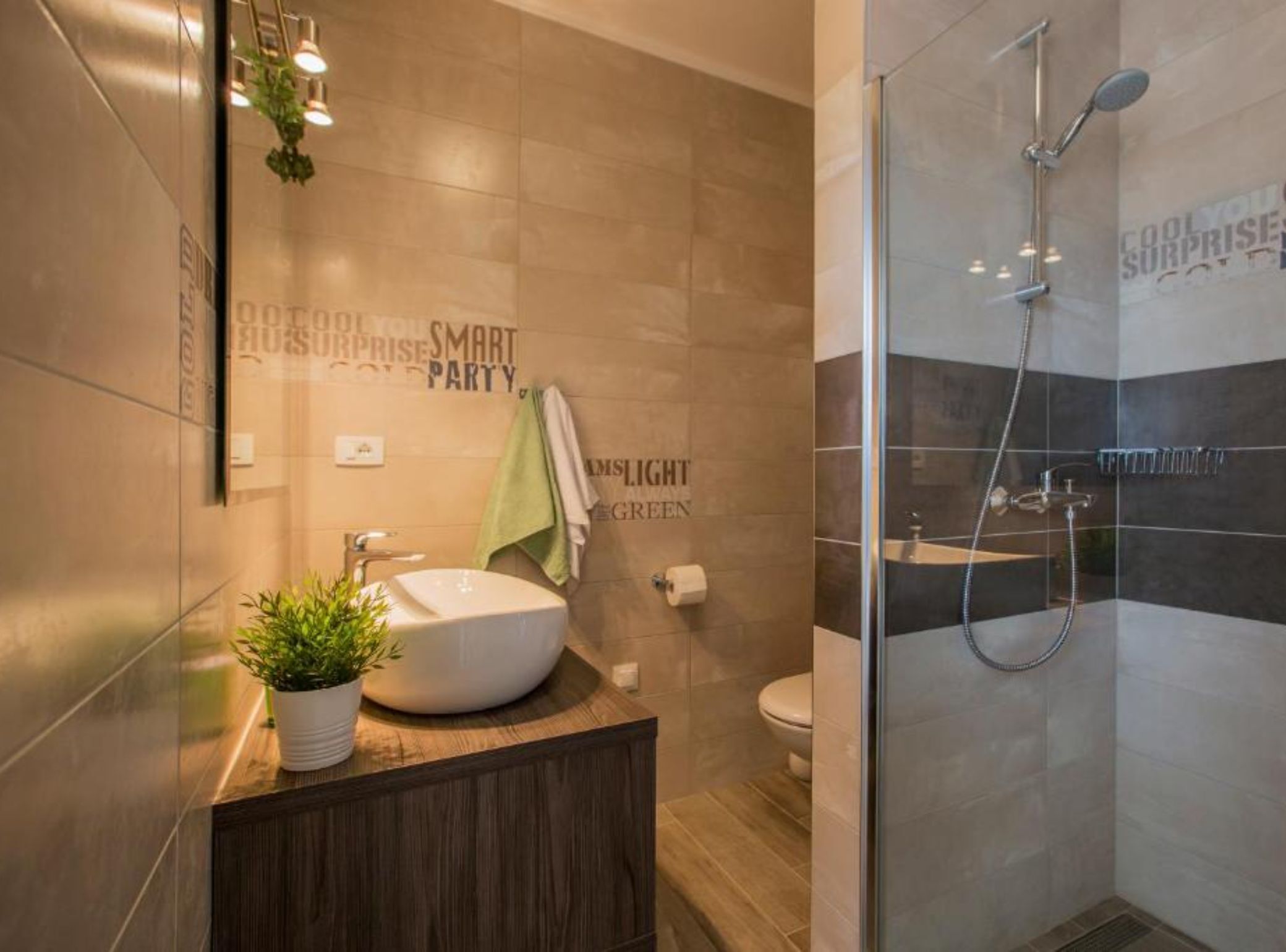 Villa (FourBedroom Villa with heated pool) | Bathroom | Shower, towels