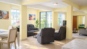 Unclassified image, 3 of 22, button - Peaceful Morovis Retreat – Private Terrace with Scenic Views (Morovis)
