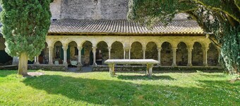 Gîte “La Maison d'Albert” with Private Terrace, Shared Garden, and Wi-Fi