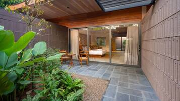 Premier Double Room, Private Pool, Garden View | Terrace/patio