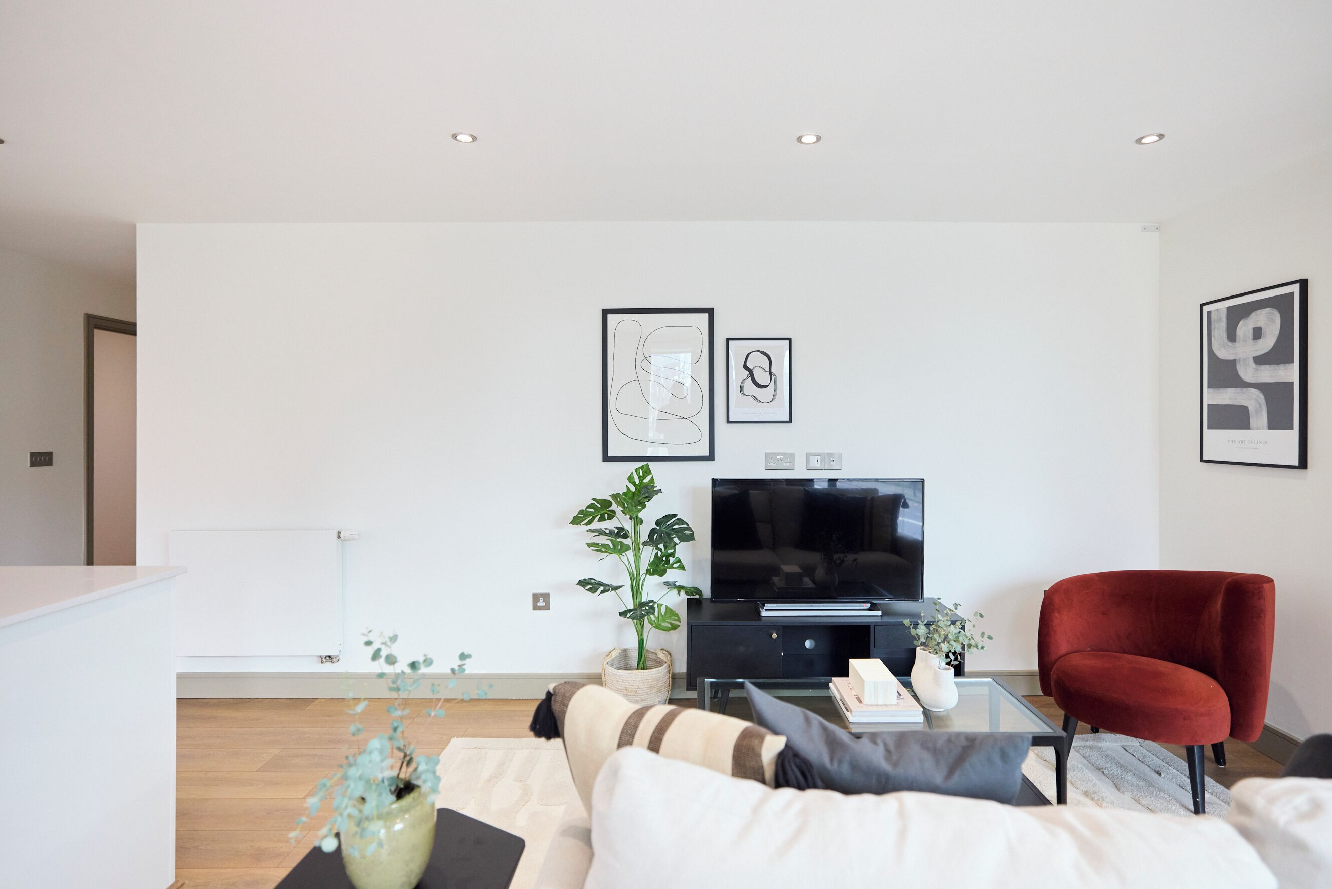 Apartment, Balcony | Living area