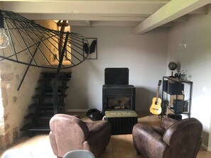 Interior - Les Hirondelles, in St Jean Lagineste (Saint-Jean-Lagineste)