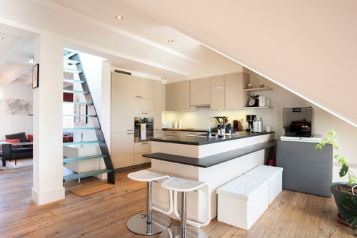 Malagnou | Spacieux appartement lumineux avec rooftop à Genève