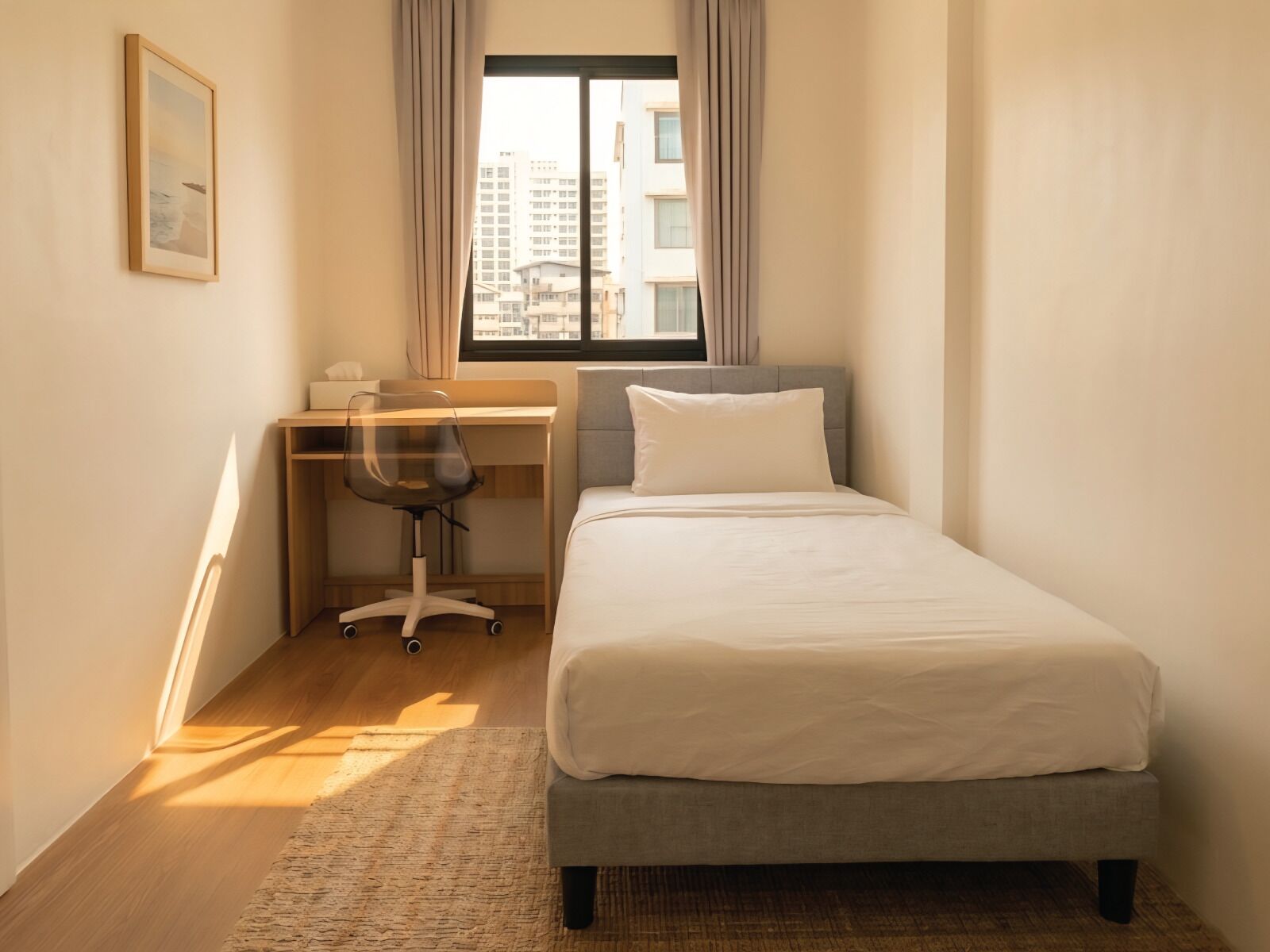 Comfort Single Room, Women only, Shared Bathroom, City View