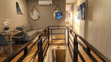 Executive vierpersoonskamer, 2 queensize bedden, niet-roken, uitzicht op stad | Interieur