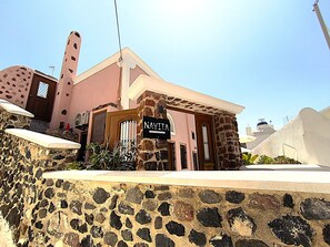 Exterior detail - Navita Cave Houses (Santorini)
