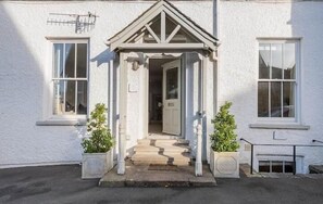 Exterior detail - Partridge Apartment Bowness (Bowness-on-Windermere)