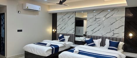 Deluxe Triple Room | Free WiFi