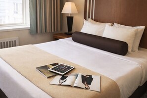 Habitación estándar, vista a la ciudad | Wifi gratis 