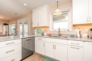 Fridge, microwave, oven, dishwasher - Beachside Bungalow - Dog Friendly - Amazing views from rooftop deck! (Topsail Beach)