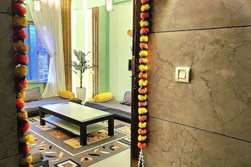 The Purple Leaf (Economy) Home Stay – A Peaceful Family Retreat