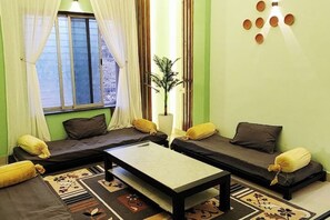 Interior - The Purple Leaf (Economy) Home Stay – A Peaceful Family Retreat (Ratnagiri)