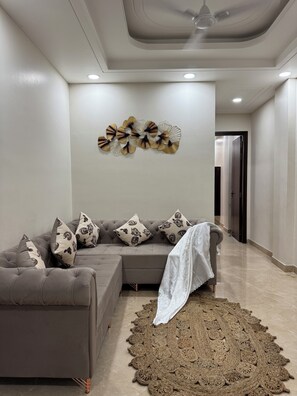 Apartment, Balkon, Gartenblick | Wohnbereich