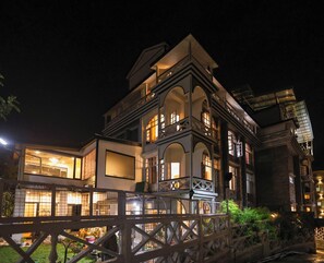 Front of property - Flamingo Resort (Manali)