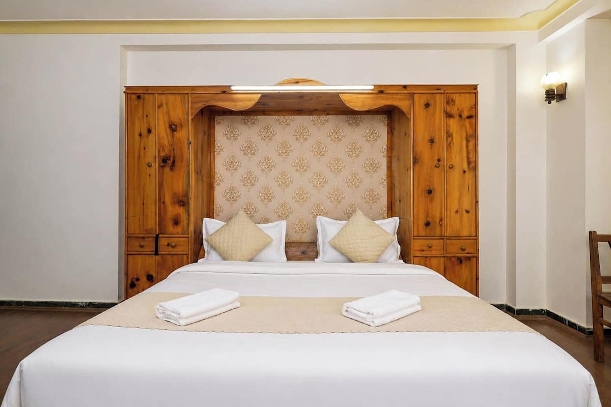 Premium Room, Balcony, Hill View | Free WiFi