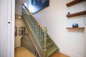 House | Interior - Above the Heath (London)