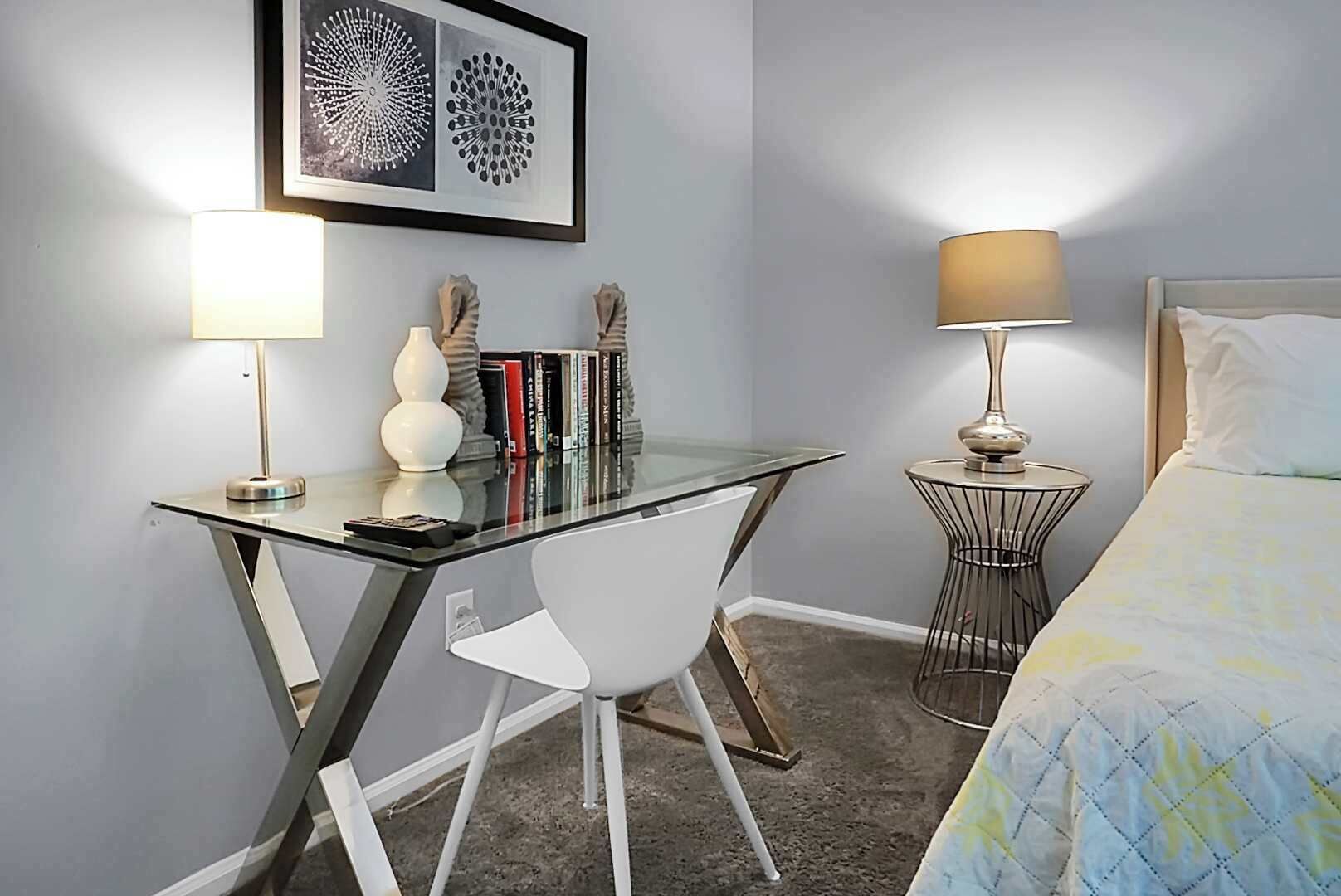 2 Schlafzimmer, Bügeleisen/Bügelbrett, Bettwäsche