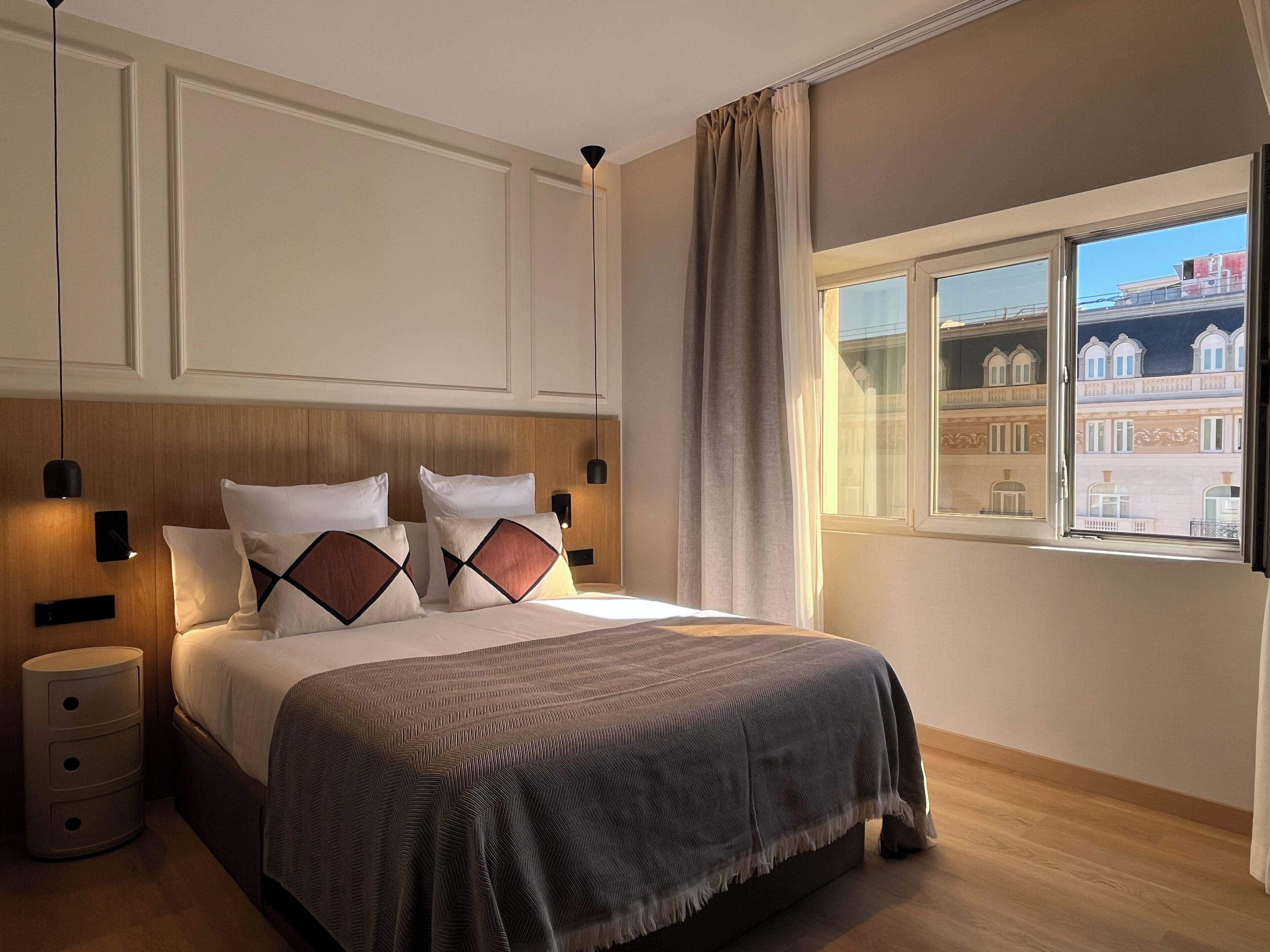 Superior Double Room, City View