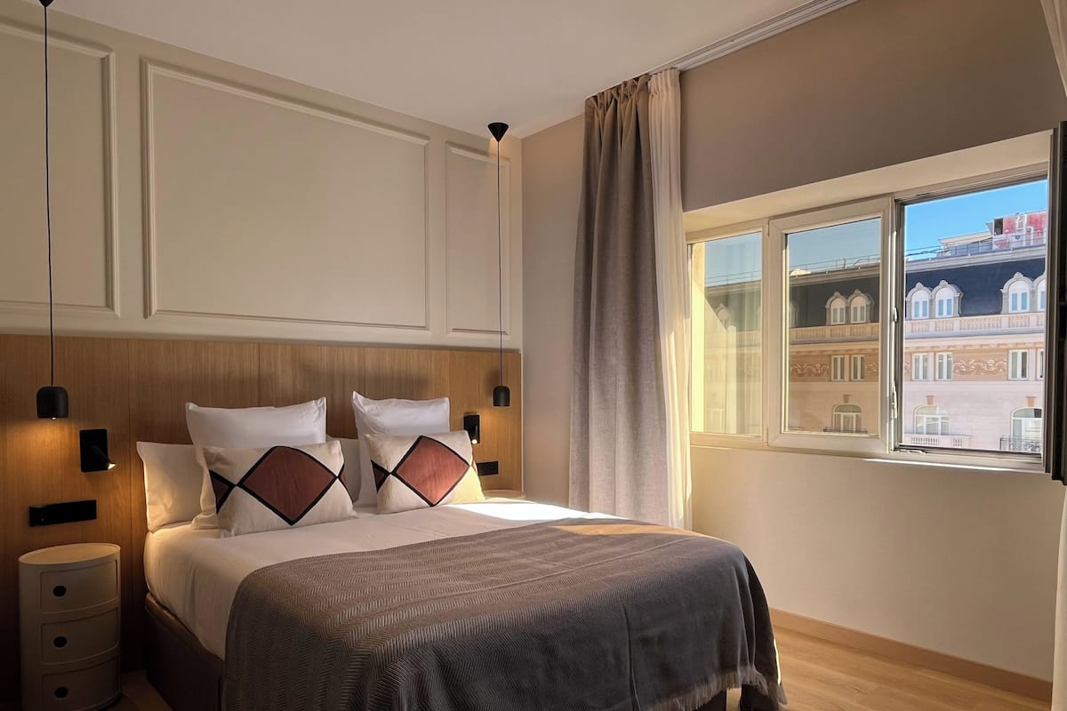 Superior Double Room, City View | In-room safe, free WiFi