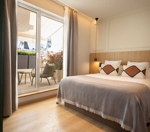 Habitación Premium, terraza | Caja fuerte, wifi gratis, ropa de cama
