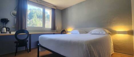 Classic Double Room, Mountain View | Free WiFi