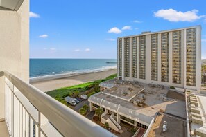 Property grounds - South Hampton 1202A Studio Pool & Beach (Myrtle Beach)