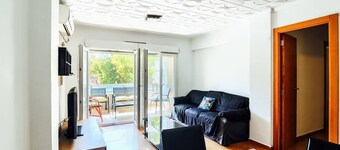 Spacious apartment on the beach for 6 people