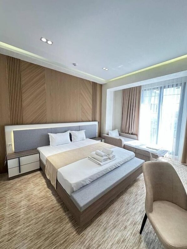 Family Triple Room | Free WiFi