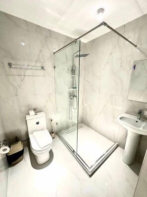 ห้องดับเบิล | ห้องน้ำ