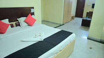 Family Triple Room | Iron/ironing board, free WiFi